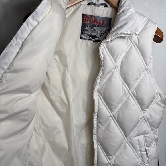 Women's White Puffer Down Vest Size XL Quilted Lightweight Pockets EUC Canadian - Picture 4 of 11